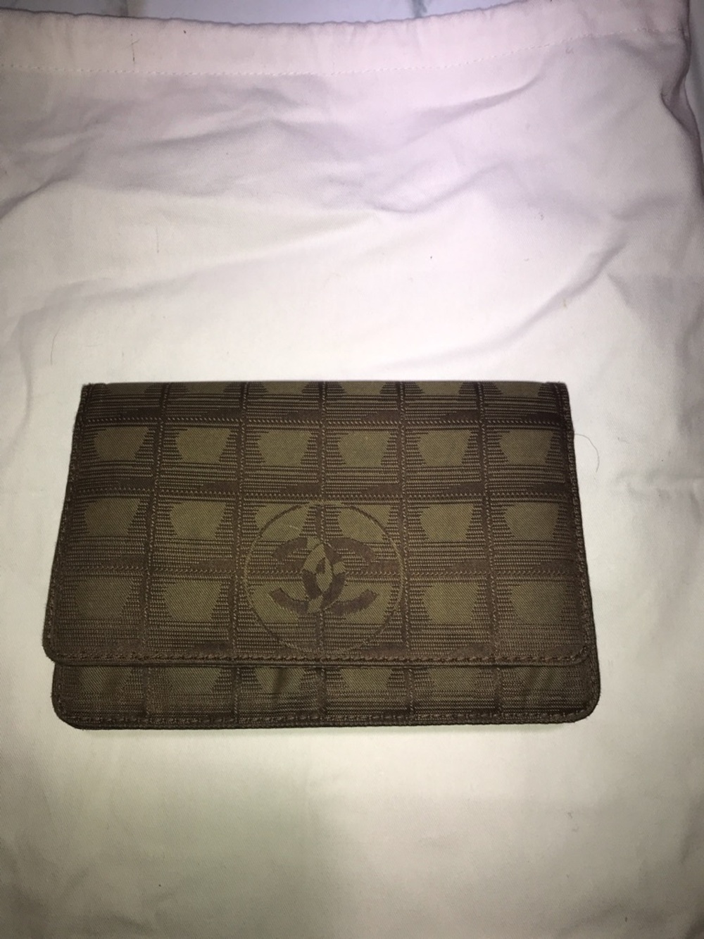 CHANEL WOC crossbody shoulder bag